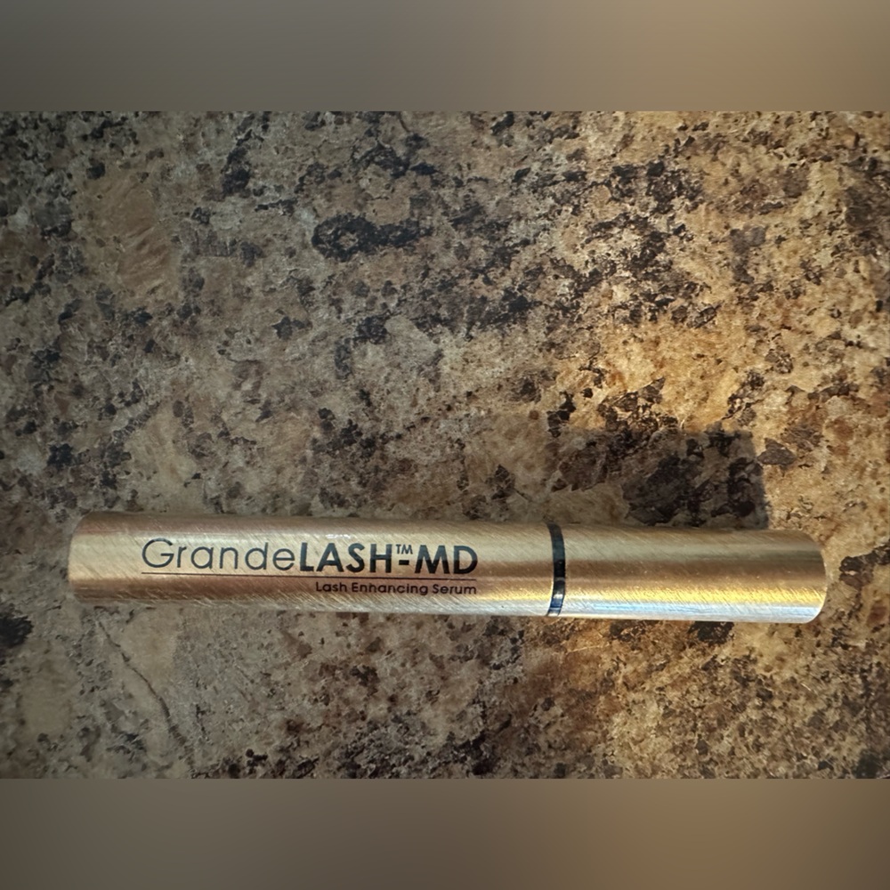 GrandeLASH MD Grande Lash Enhancing Clear Serum 6 Month 4ML NutraLuxe Rapid